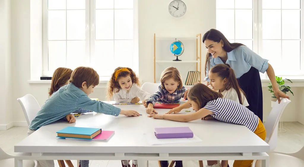 Especialízate en el desarrollo infantil de las fases iniciales del crecimiento