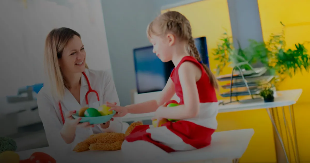 El diplomado en nutrición infantil atiende desnutrición y sobrepeso desde el origen