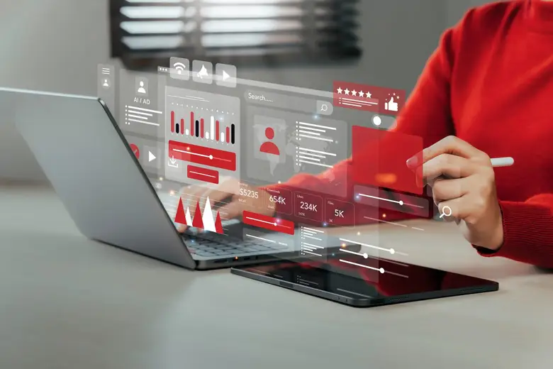 Conjunto de 5 íconos representando herramientas digitales y programas virtuales clave para estudiantes de educación a distancia en 2025. 