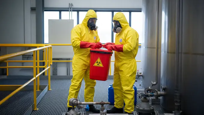 <strong>Riesgos químicos en el trabajo, señales y soluciones para protegerte</strong>